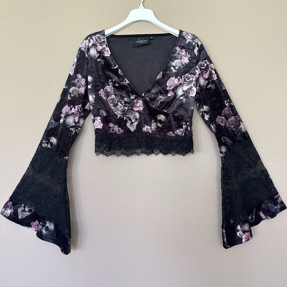 Killstar Witchy Women XL Velvet Top Bell Sleeve Black Skull Pink Rose Whimsigoth - Picture 1 of 11